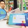 삼성페이 결제 서비스 시작… 우리銀 ATM서 하루 50만원까지 출금도 가능