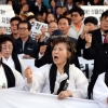 朴대통령 5·18 광주 민주화운동 기념식 불참…역대 대통령들은 참석 어떻게 했나