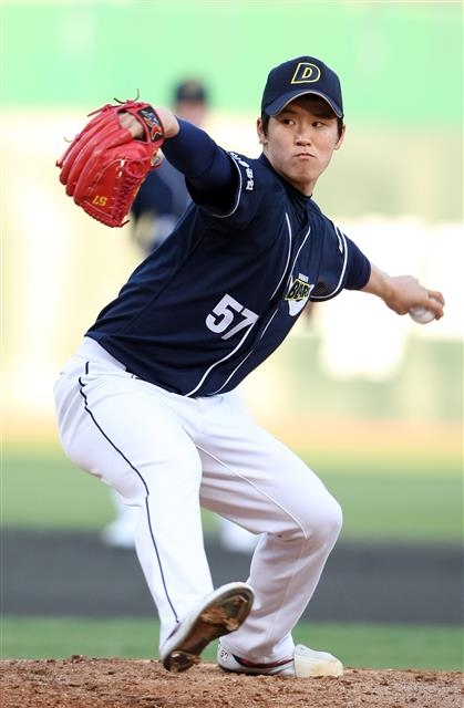 두산 “진야곱 불법 도박, 8월에 통보” KBO “9월말 경찰이 알려와”