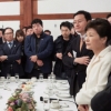 박대통령 의혹 부인에 야권 “후안무치한 언행” “복장 터진다”