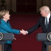 트럼프-메르켈 첫 정상회담…“방위비 공정부담” vs “무역협상 재개”