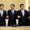 민주·국민의당·바른정당 “법·원칙 따른 결정”… 한국당 “유감“