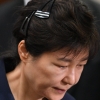 법원, 박근혜·최순실 재판 ‘병합 심리’ 진행 결정
