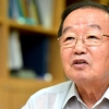 ‘문재인 반대 세력’에 편향된 여론조사…이영작 석좌교수 벌금형