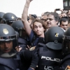 카탈루냐 “독립투표 90%가 찬성표”…시민·경찰 충돌 800명 부상