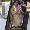 전용기 에스컬레이터 고장에 당황한 사우디아라비아 국왕