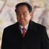 [서울포토] 검찰 출석하는 이우현 의원