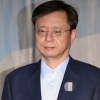 檢 “우병우, 무소불위 권력 휘둘러”… 징역 8년 구형