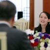 [서울포토] 문 대통령과의 오찬에서 환하게 웃고 있는 북한 김여정