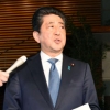 ‘일본 패싱’ 당혹감에… 아베 “새달 트럼프 만날 것”