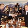 [속보]남북, ‘판문점합의’ 이행 속도... 장성급·체육·적십자 회담 연쇄 개최 합의