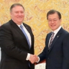 폼페이오, 문 대통령에 “북한 비핵화 주도해달라” 요청