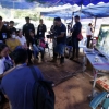 [포토] 실종 태국 소년들 생존 영상 보는 가족들