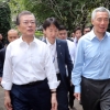 [서울포토] 싱가포르 국립식물원 함께 걷는 문재인 대통령과 리셴룽 총리