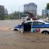 국지성 폭우 전국 강타…경남 창녕 360㎜·함안 300㎜