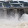 연일 폭우로 이재민 300명 넘어서…팔당댐 등 수위 상승