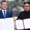 문 대통령, 김정은과 65분간 은밀한 대화…비핵화 시간표 논의 가능성