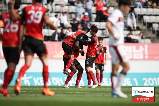 말컹 23호골 제리치와 나란히, 대구는 상주 5-2 격파