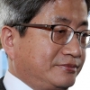 법관 탄핵 결의에 김명수 대법원장 ‘침묵 모드’
