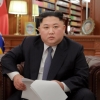 [포토] 北 김정은, 2019년 신년사 발표…함께 발표장으로 향하는 김여정