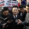 검찰, ‘공무상 비밀누설’ 김태우 기소…혐의 일부 인정