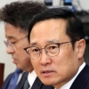 홍영표 “北발사체, 심각한 사안 아냐…식량지원 검토해야”