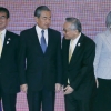 강경화-고노, 아세안 회의서 격돌… 싱가포르·중국, 한국 지지 발언 (종합)