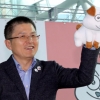 한국당, ‘벌거벗은 문 대통령’ 비판에 “전래동화 소재일 뿐”