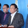 한국당 당직자 35명 전원 사퇴…“새 대여투쟁 강화”