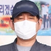 조국, ‘라임 몸통’ 김봉현 로비설에 “황당무계”