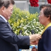 전태일·이한열의 어머니와 박종철의 아버지… ‘민주부모들’ 훈장