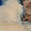 세계 곳곳 폭염·산불·홍수로 폐허… 기후변화 지구촌 달구다