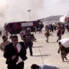 예멘 각료들 탄 비행기 도착하자 ‘쾅’… 테러 추정 폭발로 76명 사상