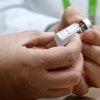 “화이자 기본, 다른 백신도”…군, 30세 미만 필수부대 장병에 우선 접종