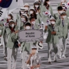 김연경·황선우 태극기 휘날리며…韓도쿄올림픽 선수단, 개막식 입장