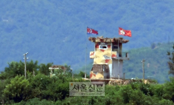 南 때리고 軍통신선 막은 김여정… 무력시위 가능성 배제 못해