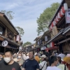 “일본 칼에 죽은 조상 분노” 교토 본딴 중국 쇼핑가 폐쇄