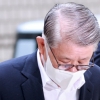 ‘횡령·배임’ SK네트웍스 최신원 징역 2년 6개월