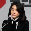 부풀렸지만 허위는 아니라는 김건희… 민주당 “처벌받아야”