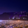 인종 화합 상징 하늘로… 남아공 뒤덮은 보라색 물결
