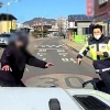 [영상] “수상하네” 경찰관 눈썰미에 딱 걸린 무면허 운전자