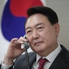 尹, 외교 광폭행보… 日총리 통화·美中 대사 접견