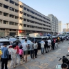 ‘제로 코로나’ 고집하는 중국…폭스콘 아이폰 공장도 멈춰