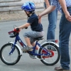 아빠, 왜 자전거 배우면 몸이 기억해요? 음, 너의 뇌가 학습을 저장해서 그렇단다