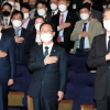 김명수 대법원장 에둘러 비판, 변협·학계도 우려…‘검수완박’ 얼룩진 ‘법의 날’