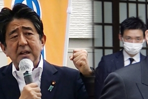 “아베 생각” 일본 각료 야스쿠니신사 참배, 외교부 “실…