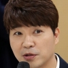 박수홍 측 “친형 일부 혐의 인정…합의는 어려울 듯”