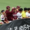 키움, LG 꺾고 3년 만에 한국시리즈 진출…MVP 이정후