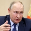 푸틴 “핵무기는 방어 수단”…‘선제 핵공격 안한다’ 공언은 거부