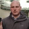 시각장애 BBC 기자가 휴대폰 빼앗으려던 도둑들 덮쳐 되찾아